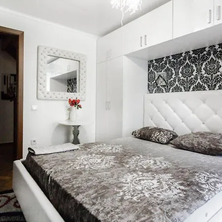 20 Evropeyska Street Apartment Odesa