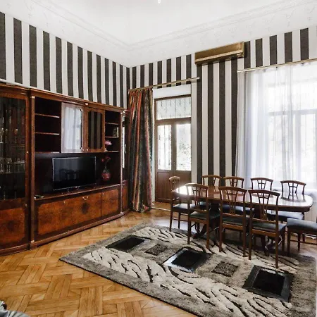 20 Evropeyska Street * Odesa
